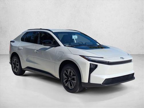 Wind Chill Pearl 2026 Toyota bZ XLE Plus