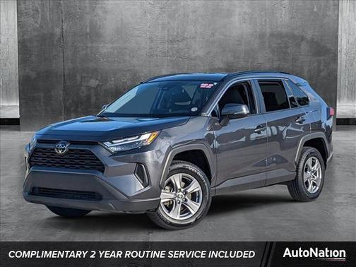 2022 Toyota RAV4 XLE