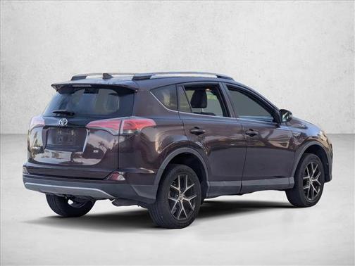 2017 Toyota RAV4 SE