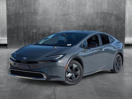 2025 Toyota Prius L