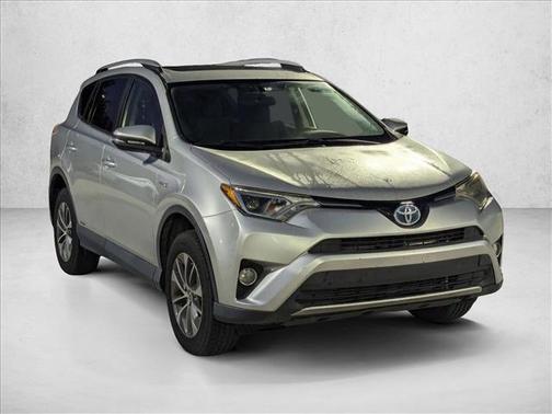 Classic Silver Metallic 2016 Toyota RAV4 Hybrid XLE