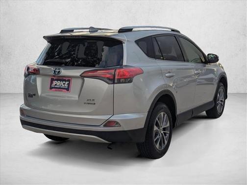 Classic Silver Metallic 2016 Toyota RAV4 Hybrid XLE