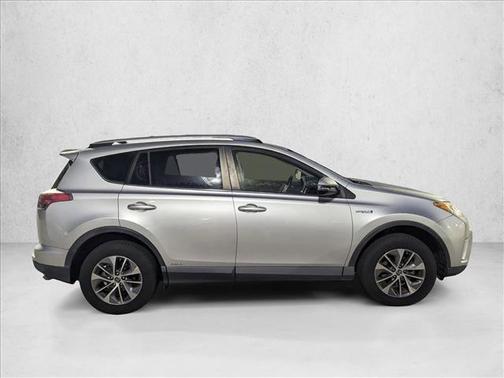 Classic Silver Metallic 2016 Toyota RAV4 Hybrid XLE