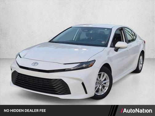 Ice Cap 2025 Toyota Camry LE