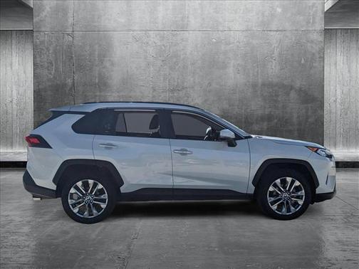 2020 Toyota RAV4 Limited