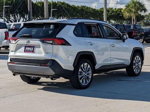 2020 Toyota RAV4 Limited