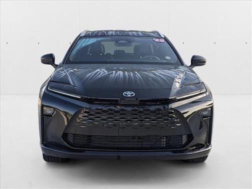 2025 Toyota Crown Signia XLE