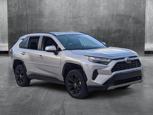 2023 Toyota RAV4 Hybrid SE