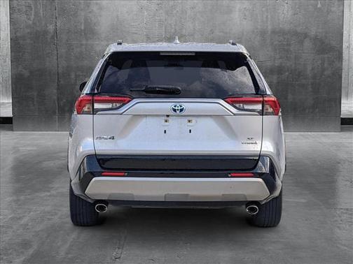 2023 Toyota RAV4 Hybrid SE