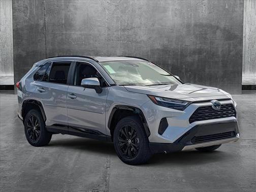 2023 Toyota RAV4 Hybrid SE