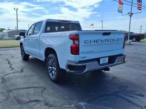 2025 Chevrolet Silverado 1500 LT