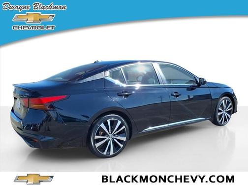 2021 Nissan Altima 2.5 SR