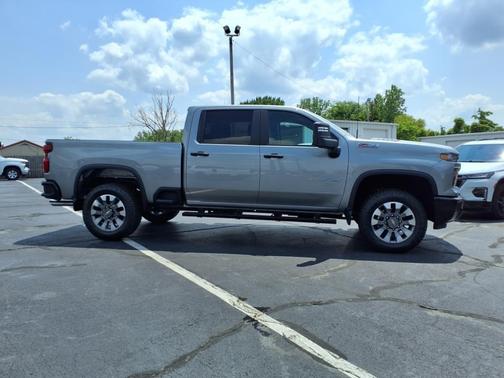 2025 Chevrolet Silverado 2500 Custom