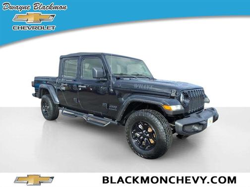 2022 Jeep Gladiator Sport