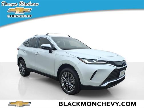 2024 Toyota Venza XLE