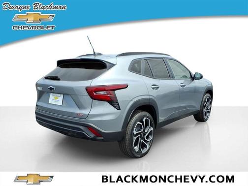 Sterling Gray Metallic 2026 Chevrolet Trax 2RS