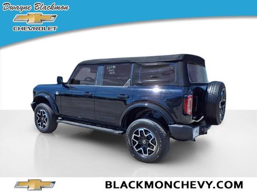 2022 Ford Bronco Outer Banks