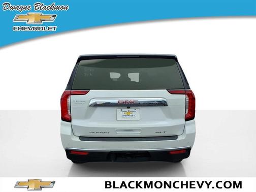 White Frost Tri-Coat 2023 GMC Yukon SLT
