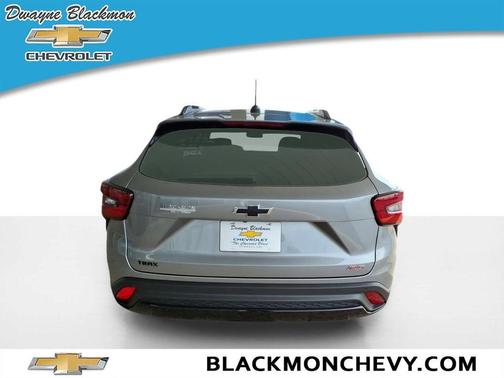 Sterling Gray Metallic 2024 Chevrolet Trax 2RS