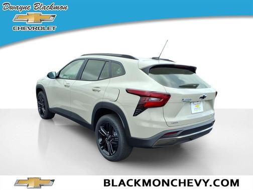 White Sand 2026 Chevrolet Trax ACTIV