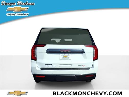 2023 GMC Yukon AT4