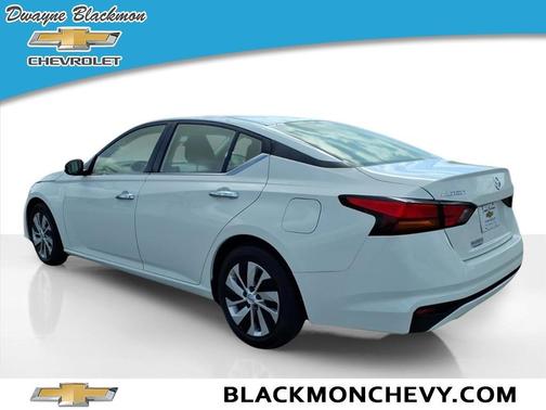 2022 Nissan Altima 2.5 S
