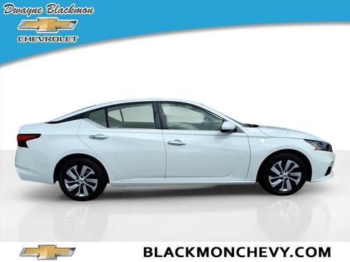 2022 Nissan Altima 2.5 S