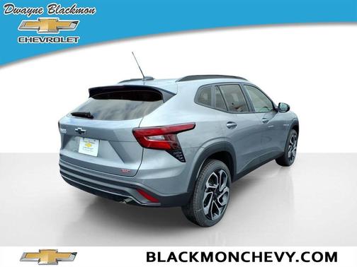 Sterling Gray Metallic 2026 Chevrolet Trax 2RS