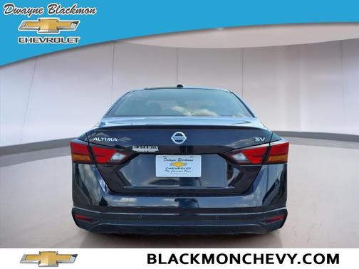 2022 Nissan Altima 2.5 SV