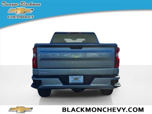 Sterling Gray Metallic 2026 Chevrolet Silverado 1500 Custom