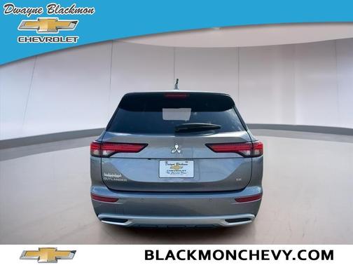 2024 Mitsubishi Outlander SE