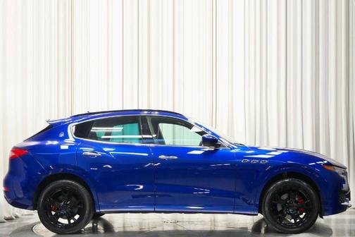 2017 Maserati Levante Base