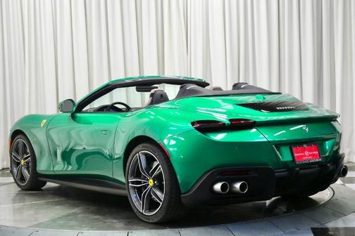 2024 Ferrari Roma Spider Base