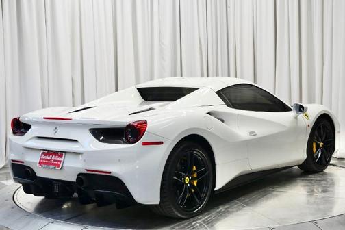 2019 Ferrari 488 Spider Base