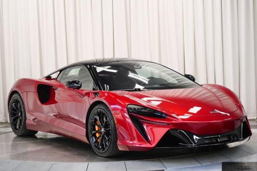 2023 McLaren Artura TechLux