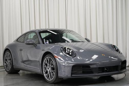2025 Porsche 911 Carrera