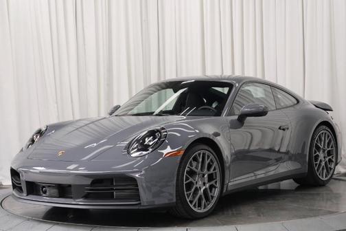2025 Porsche 911 Carrera