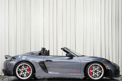 2025 Porsche 718 Spyder RS