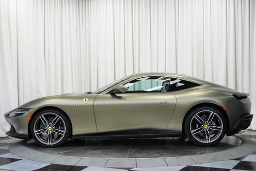 2024 Ferrari Roma Base