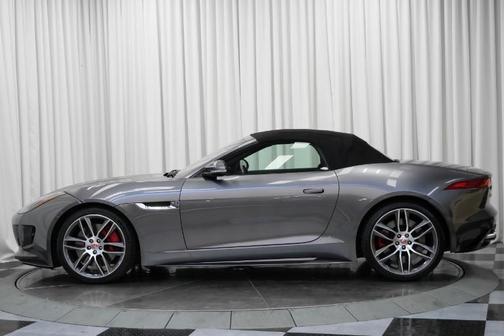 2017 Jaguar F-TYPE R