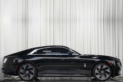 2025 Rolls-Royce Spectre Base