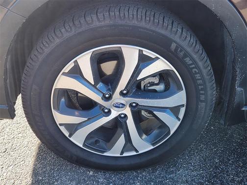 2021 Subaru Outback Touring