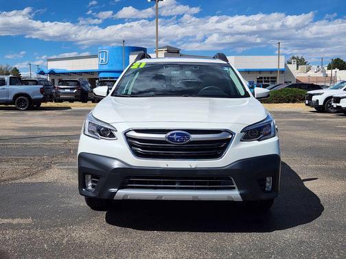 Crystal White Pearl 2021 Subaru Outback Limited