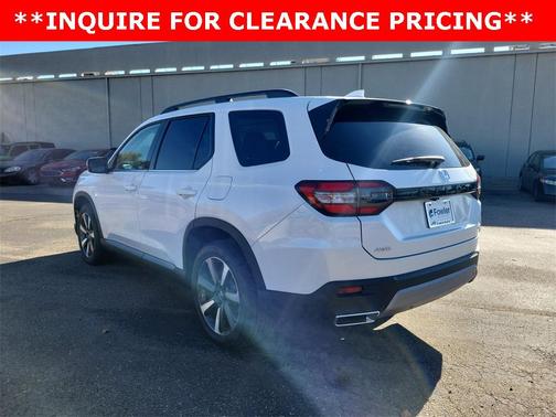 2025 Honda Pilot Touring 8-Passenger