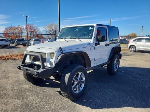 2016 Jeep Wrangler Willys Wheeler