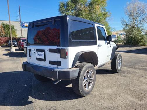 2016 Jeep Wrangler Willys Wheeler