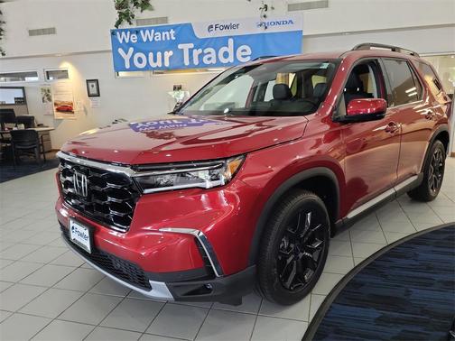 2025 Honda Pilot Touring 8-Passenger