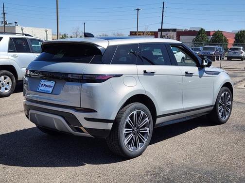 2024 Land Rover Range Rover Evoque Dynamic SE