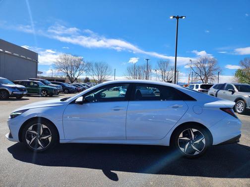 2021 Hyundai ELANTRA HEV Limited