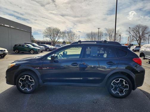 Crystal Black Silica 2014 Subaru XV Crosstrek 2.0i Premium